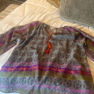 Flowy colorful size M blouse